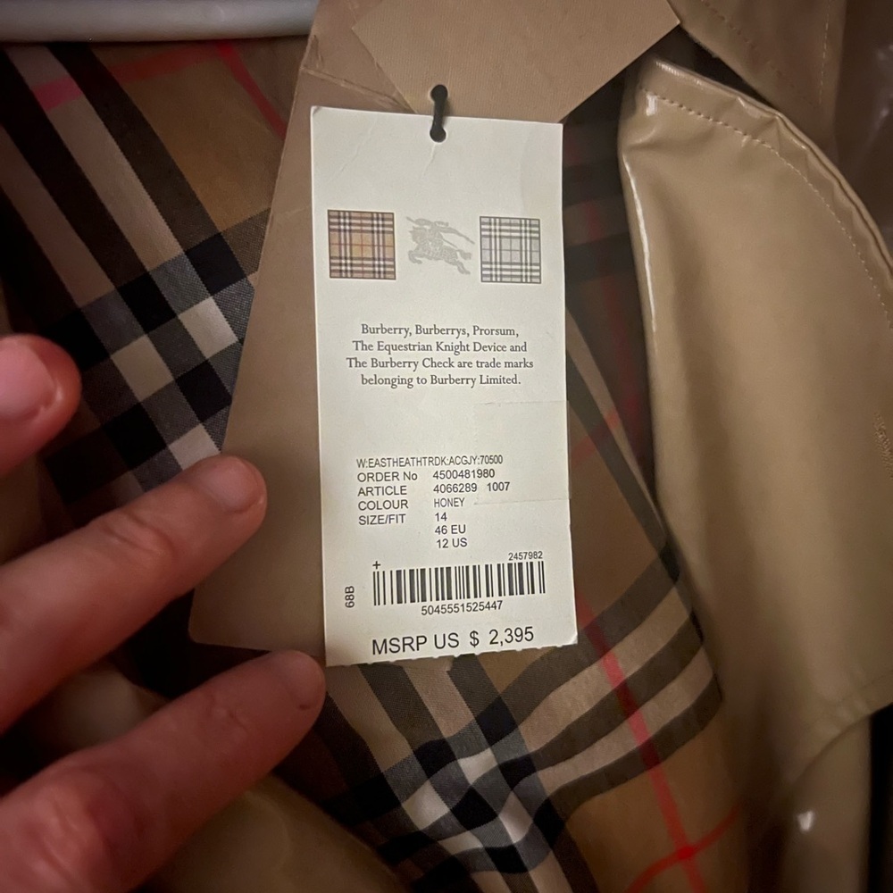 🇬🇧NWT Burberry Eastheath Vinyl Laminated Trench Coat Woman’s Size 12 - Picture 14 of 14